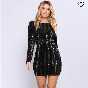 Fashion nova dress never been worn. I got it large